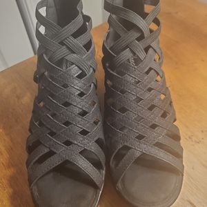 Sketchers Black Wedge Sandals